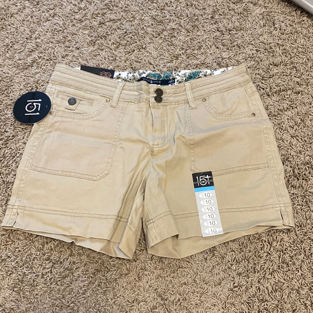 Tan cargo shorts from one5one
